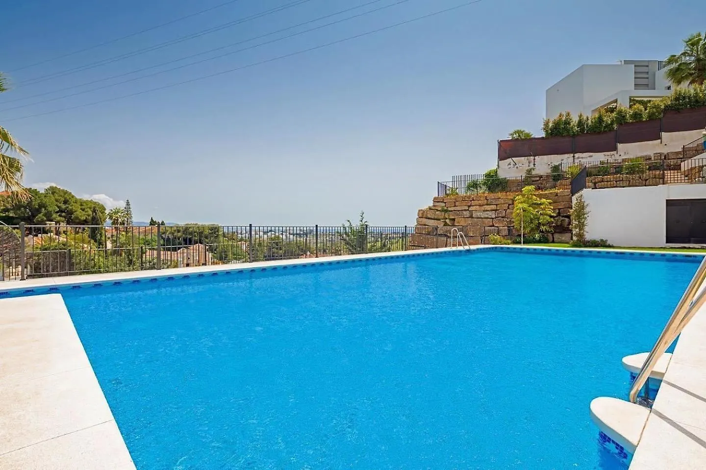 Luxury Resort-6 Pools- Spa - Sea Views 112 Estepona Apartment
