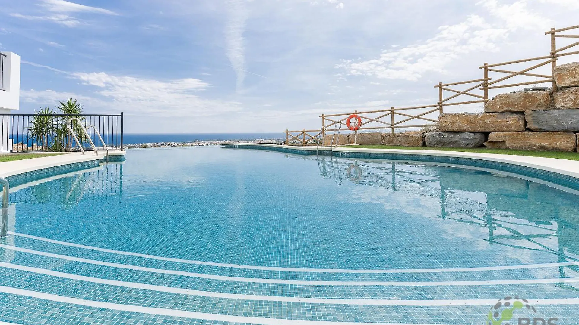 Apartment Luxury Resort-6 Pools- Spa - Sea Views 112 Estepona